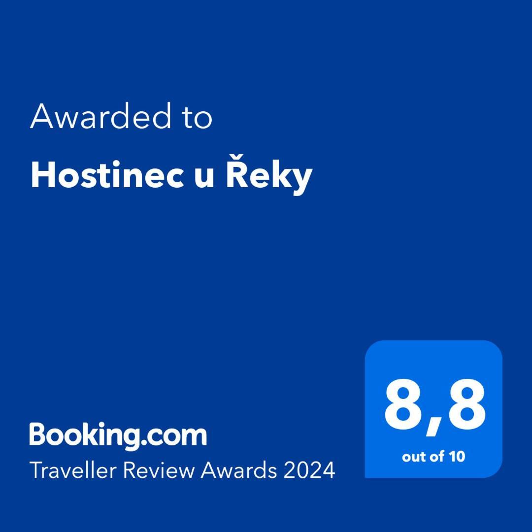 ホテル Hostinec U Reky オストラヴィツェ エクステリア 写真